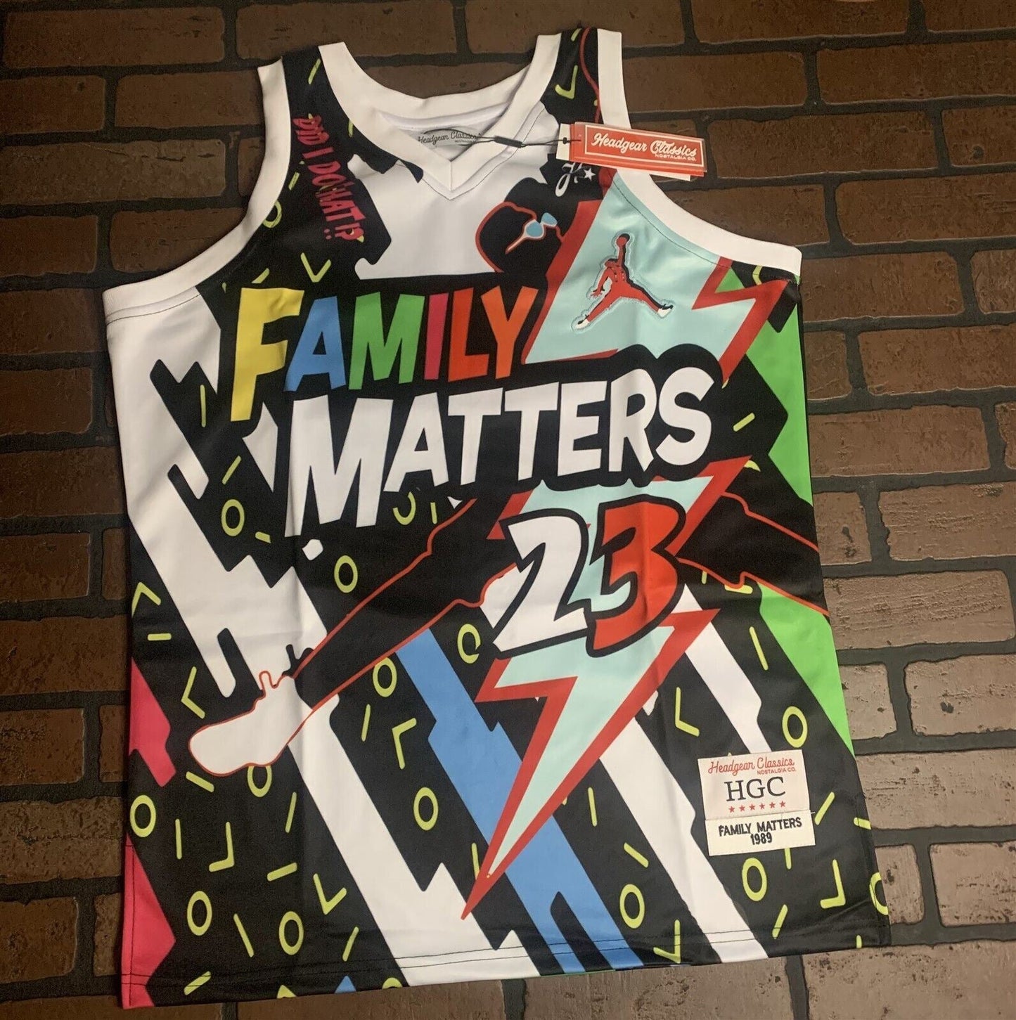 URKEL FAMILY MATTERS Headgear Classics Basketball Jersey ~Never Worn~ M L