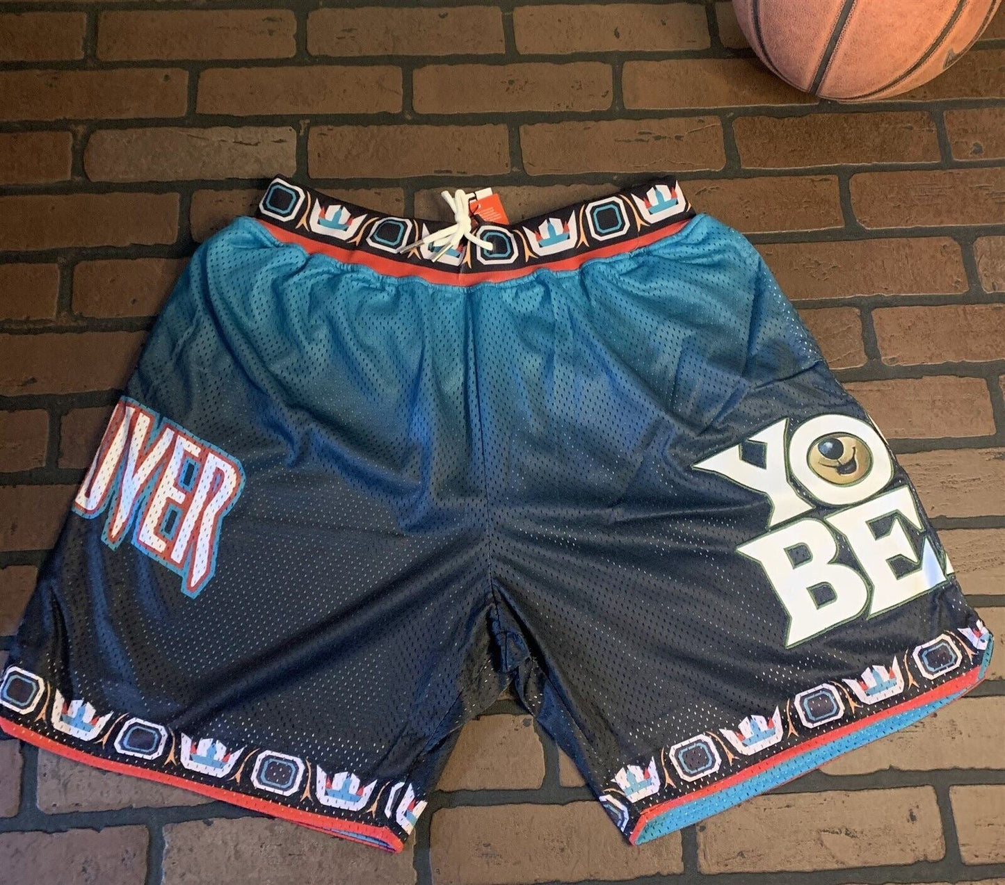 YOGI BEAR / TEAL-BLACK Headgear Classics Basketball Shorts