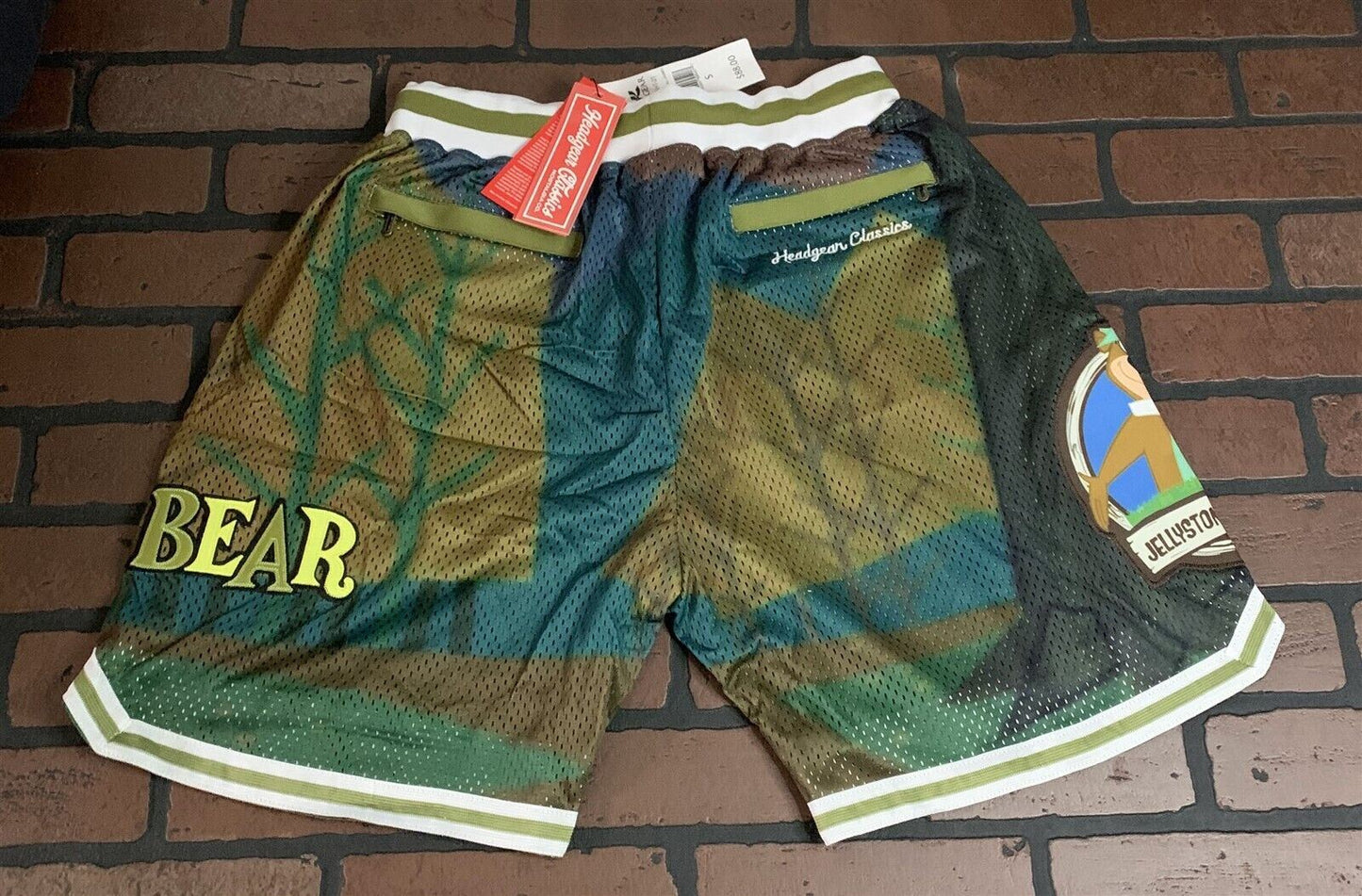 YOGI BEAR JELLYSTONE PARK Headgear Classics Basketball Shorts