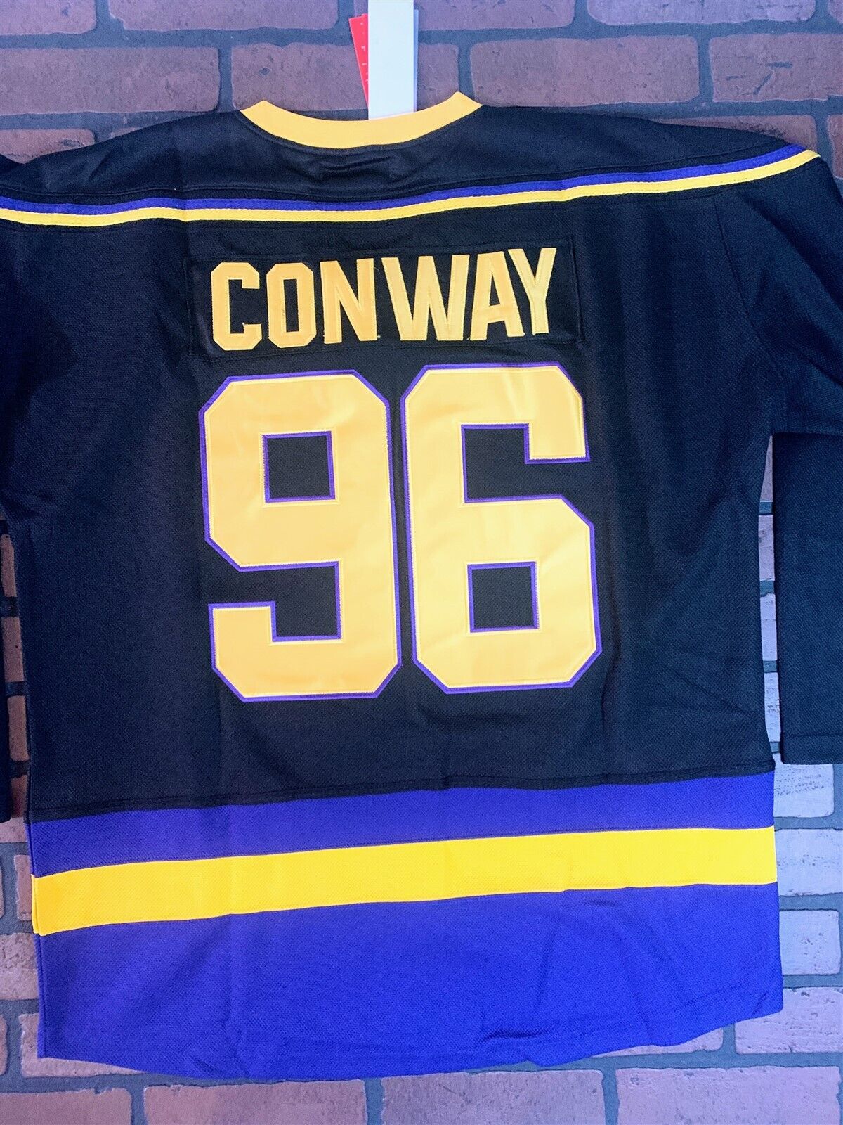 MIGHTY DUCKS (Conway) Headgear Classics Hockey Black Jersey