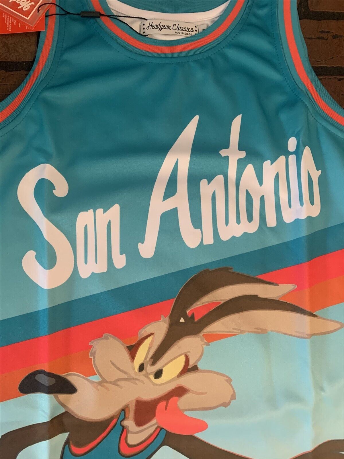 WILE E COYOTE Headgear Classics Basketball Jersey