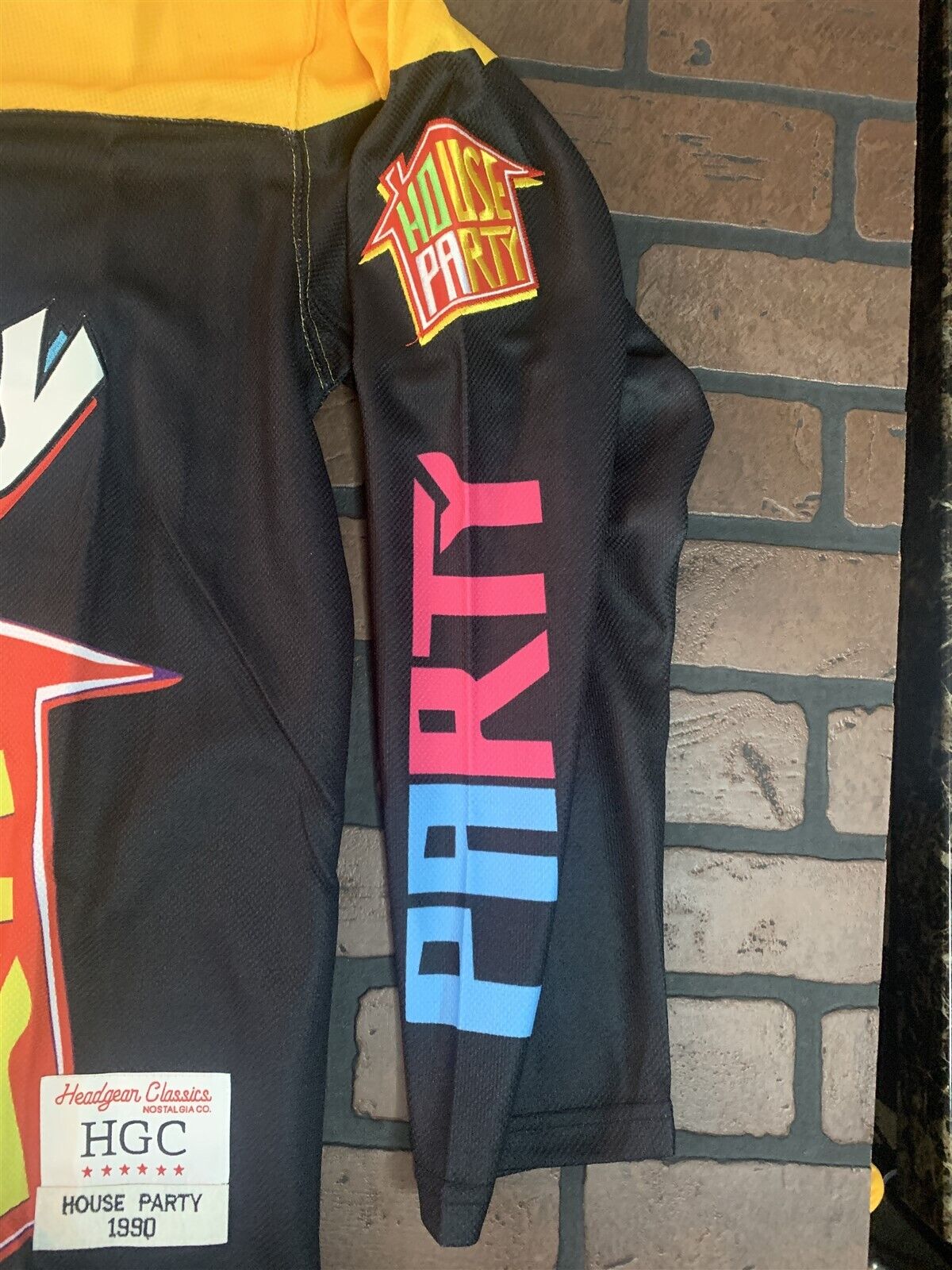 KID 'N' PLAY HOUSE PARTY Headgear Classics Yellow Hockey Jersey