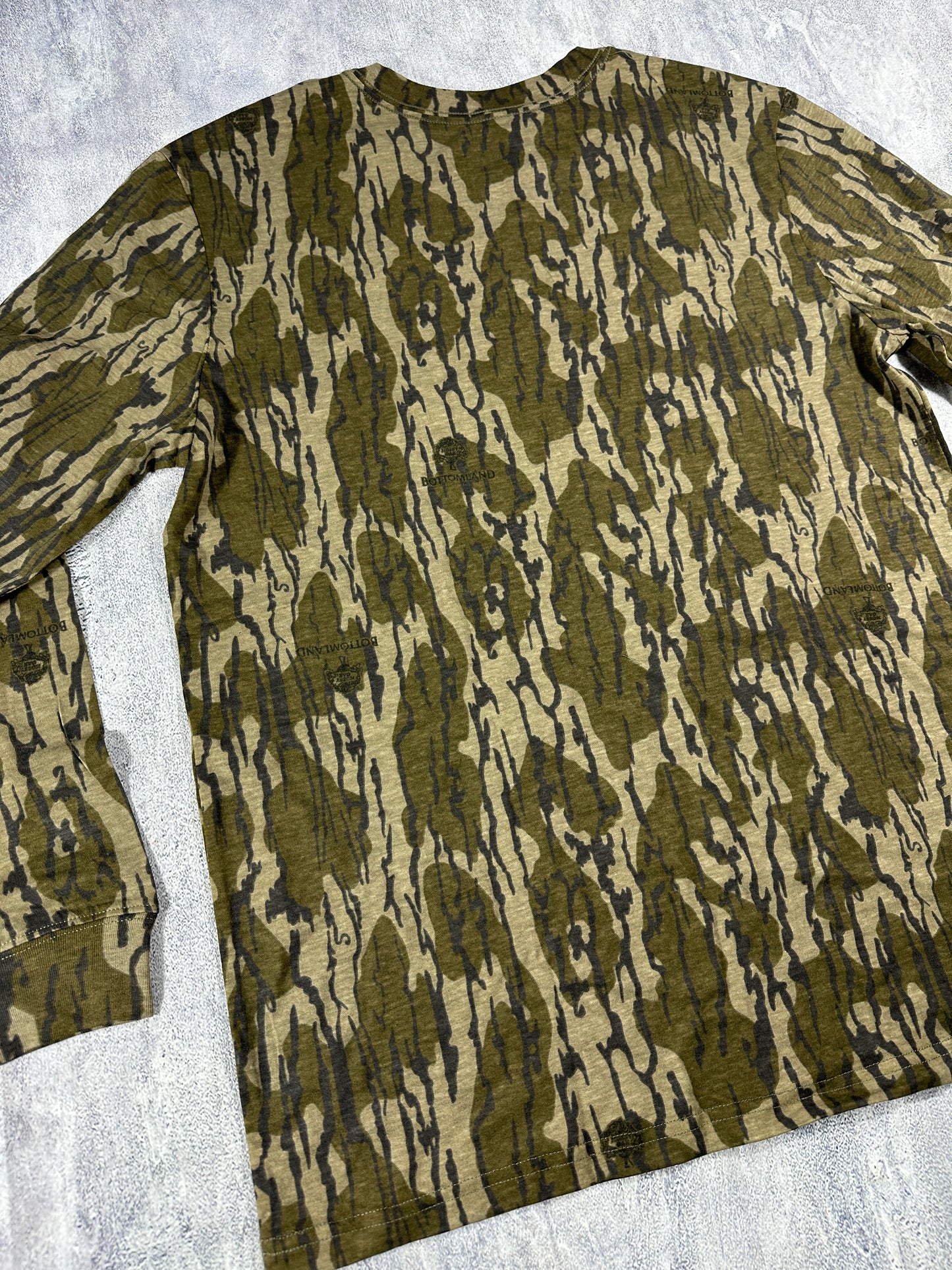 Mossy Oak Bottom Lands Camouflage Long Sleeve Shirt